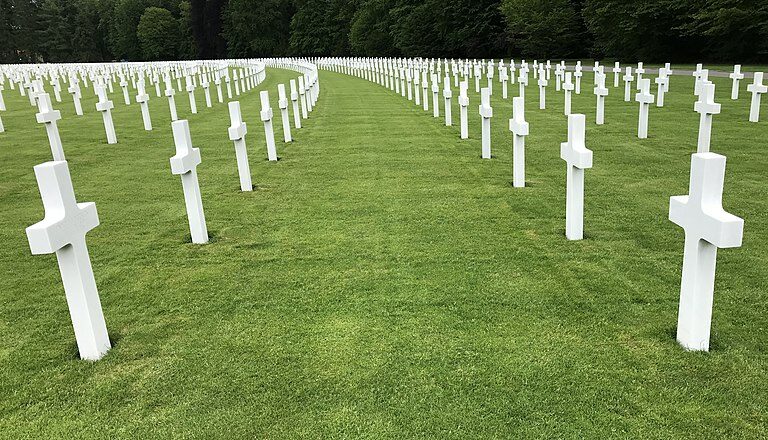 things to do in luxembourg city-Luxembourg American Cemetery